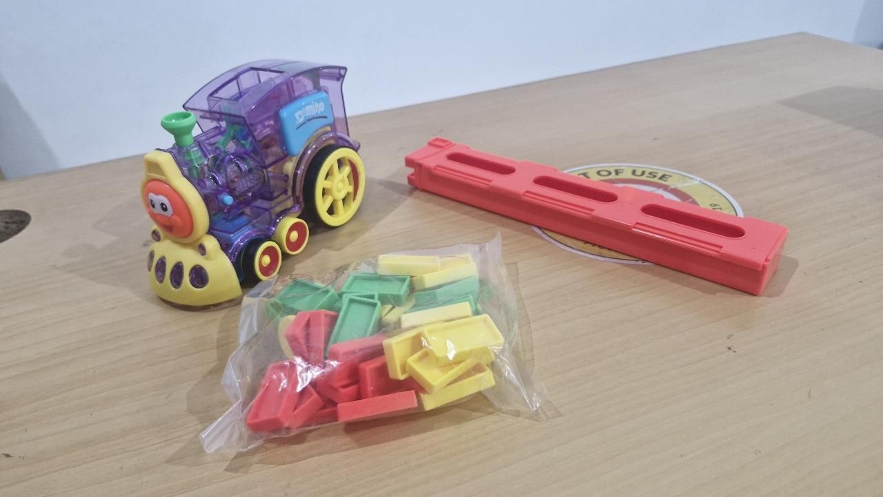 Kids Domino Train Car Set Sound Light Automatic Laying Domino Brick